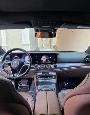 2021 مرسيدس-بنز الفئة - E E300