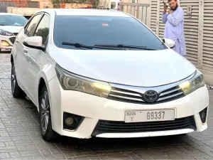 2014 تويوتا كورولا S