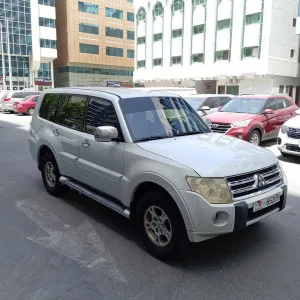 2011 ميتسوبيشي باجيرو GT