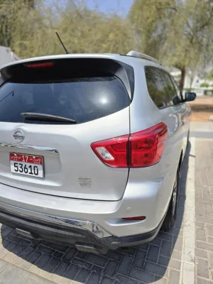 2018 نيسان باثفايندر SL