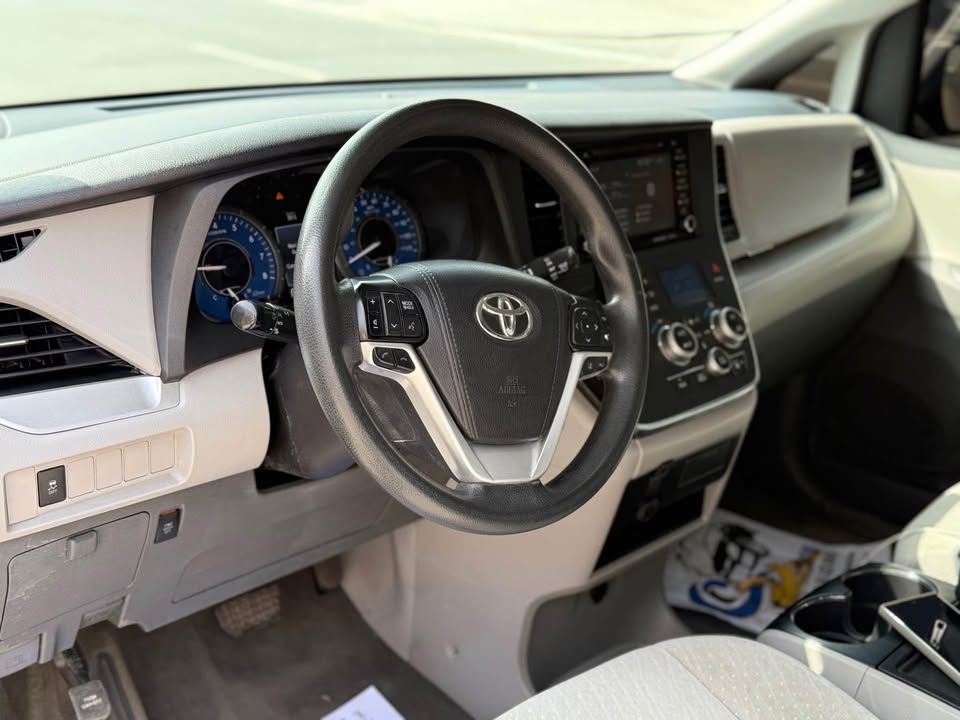 2019 Toyota Sienna Limited