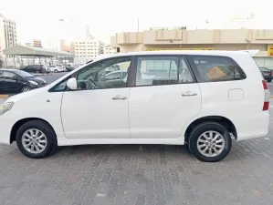 2015 Toyota Innova 2.7 GX 8 ST