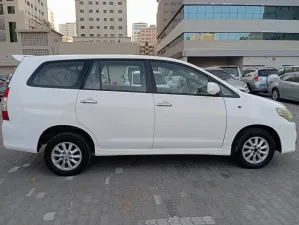 2015 Toyota Innova 2.7 GX 8 ST