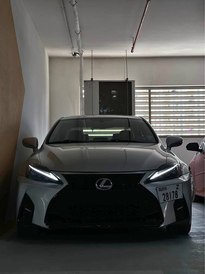 2010 لكزس اي اس IS 350