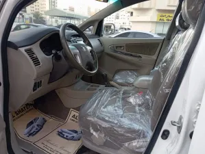 2015 Toyota Innova 2.7 GX 8 ST