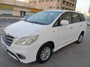 2015 Toyota Innova 2.7 GX 8 ST