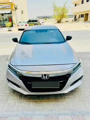 2020 هوندا أكورد EX