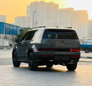 2024 هيونداي سانتا في Limited
