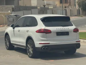 2015 بورش كاين S