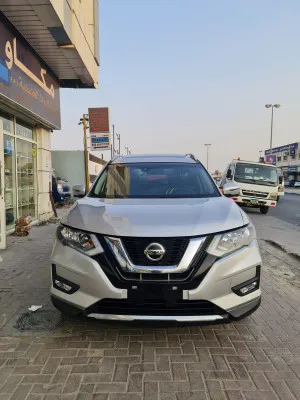 2019 نيسان روج SV