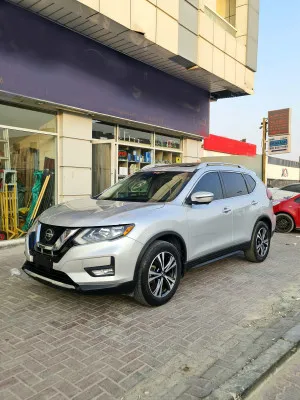 2019 نيسان روج SV