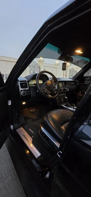 2012 لاند روفر رينج روفر HSE