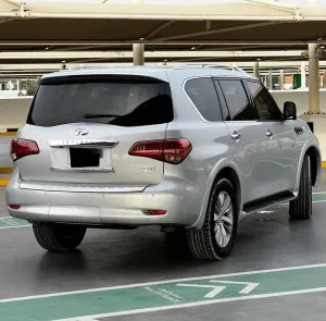 2017 Infiniti QX80 LUXE