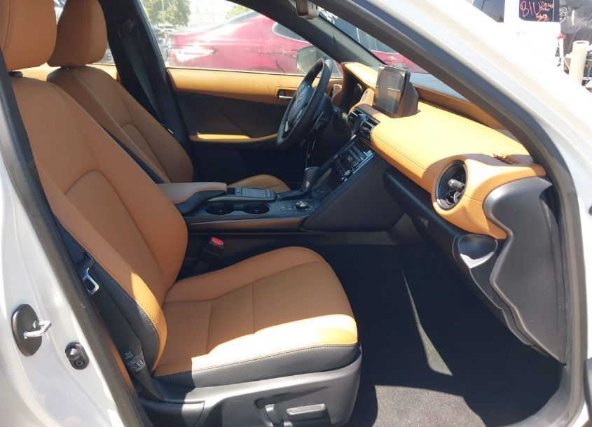 2023 Lexus IS 300