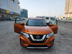 2018 نيسان روج SV