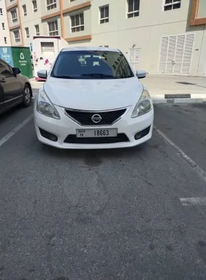 2015 نيسان تيدا S