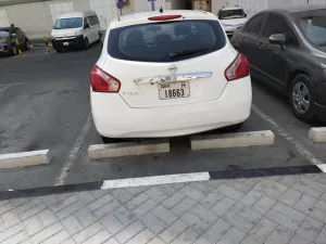 2015 نيسان تيدا S