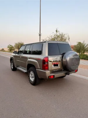 2022 نيسان بترول سوبر سفاري Safari MT