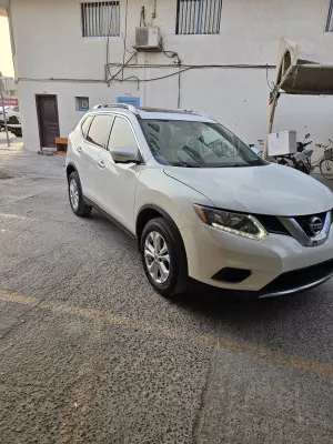 2014 نيسان روج SL