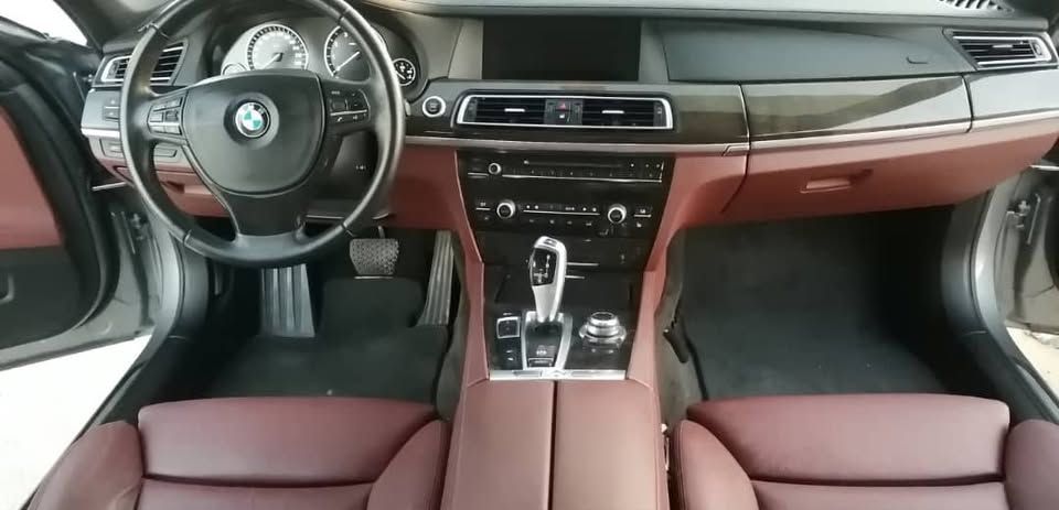 2011 BMW 7-Series 740Li
