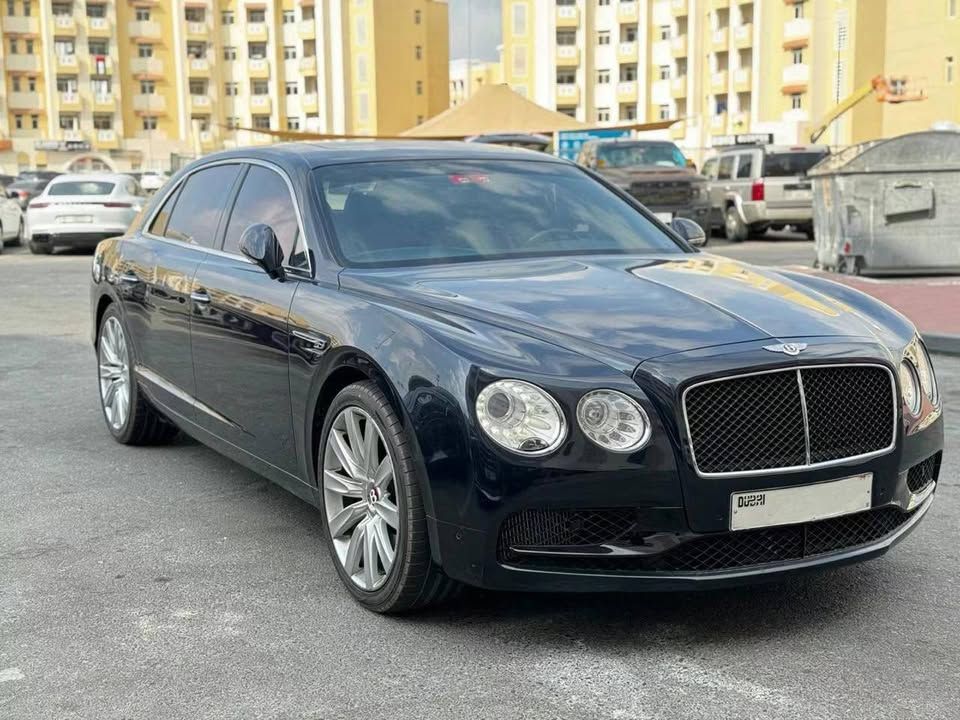 2018 بنتلي فلاينج سبير V8