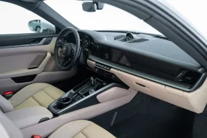 2024 بورش 911 كاريرا Carrera 4