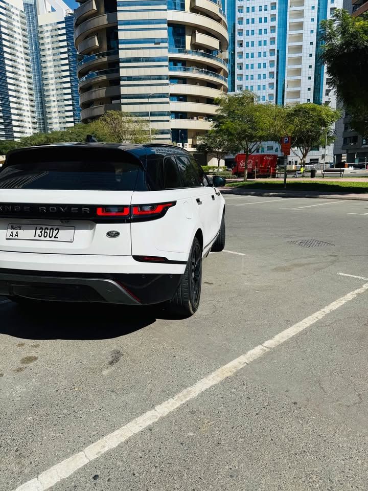 2019 لاند روفر رينج روفر فيلار R-Dynamic S