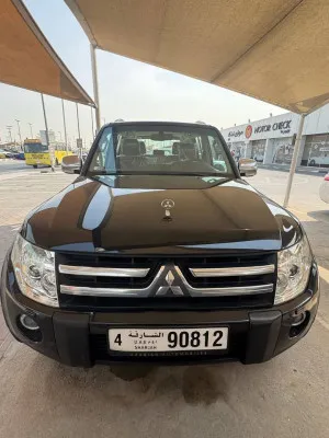 2008 ميتسوبيشي باجيرو GLS