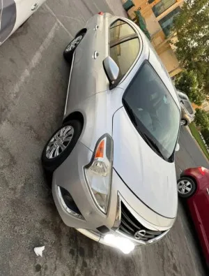 2018 نيسان فيرسا S