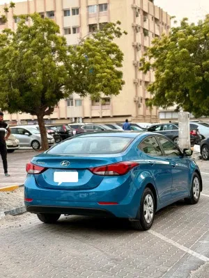 2016 هيونداي النترا SE