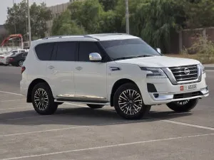 2021 Nissan Patrol LE Platinum city