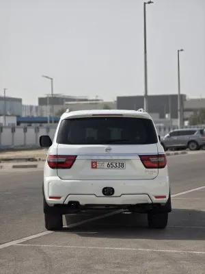 2021 Nissan Patrol LE Platinum city