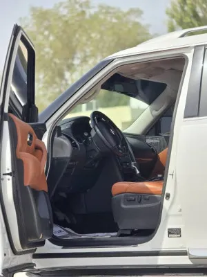 2021 Nissan Patrol LE Platinum city