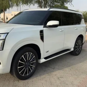 2025 Nissan Patrol LE Platinum city
