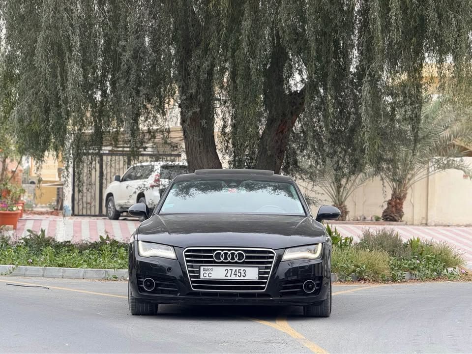 2011 اودي آي ٧ Prestige