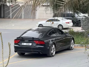 2011 اودي آي ٧ Prestige