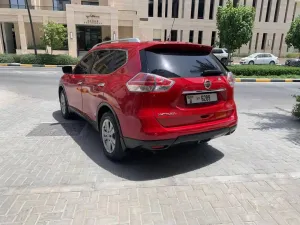 2015 نيسان اكس تريل ST