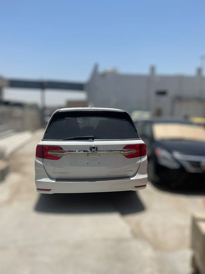2020 هوندا أوديسي Touring