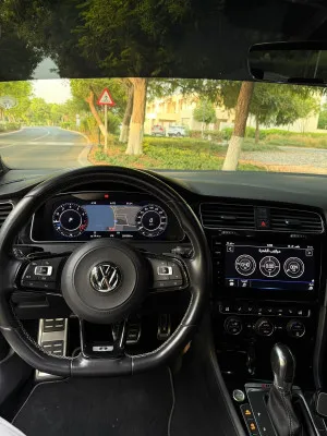 2018 Volkswagen Golf R