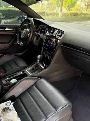 2018 Volkswagen Golf R