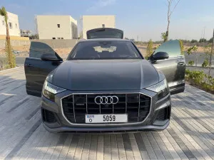 2021 اودي كيو ٨ Prestige
