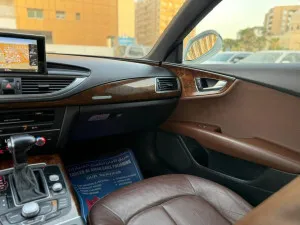 2015 اودي آي ٧ Premium Plus