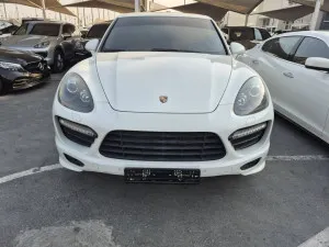 2013 Porsche Cayenne GTS