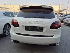 2013 Porsche Cayenne GTS