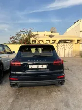 2016 بورش كاين V6