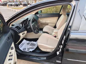2016 ميتسوبيشي لانسر GT
