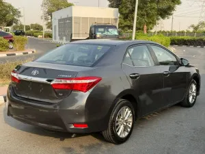 2015 تويوتا كورولا S