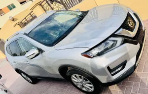 2020 نيسان روج SV