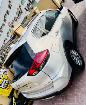 2020 نيسان روج SV