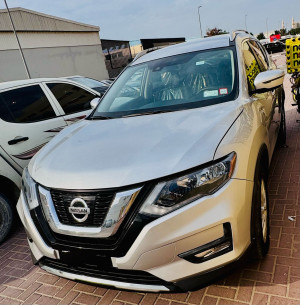2020 نيسان روج SV